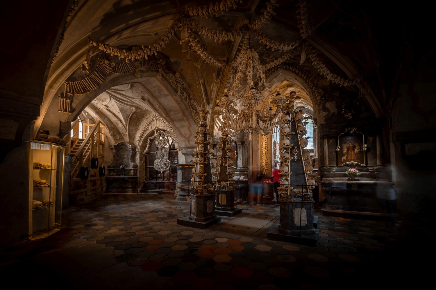 Das Beinhaus Sedlec, auch bekannt als „Kirche der Knochen“ © Czechia Digital Media Library
